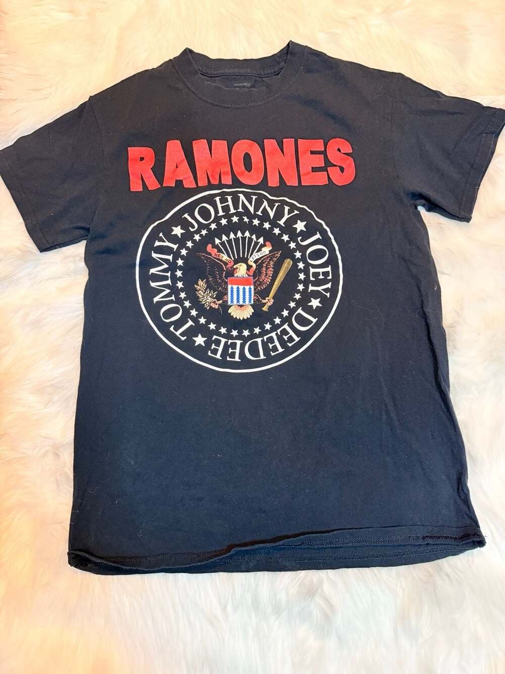 Ramones Presidential Seal Graphic Crewneck T-Shirt